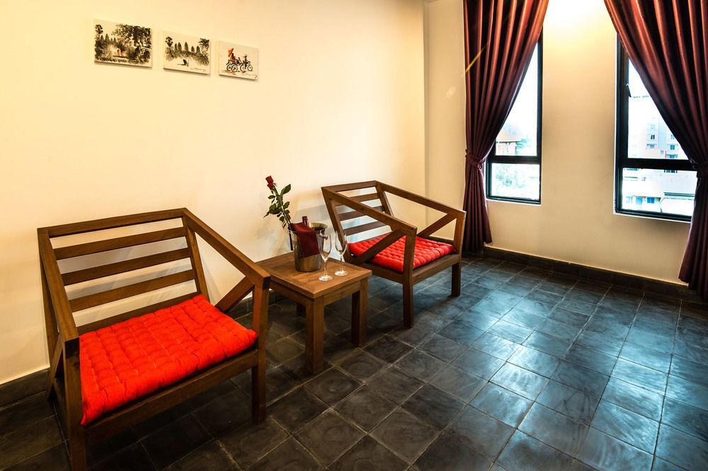 פנום פן Diamond Palace Resort & Sky Bar מראה חיצוני תמונה