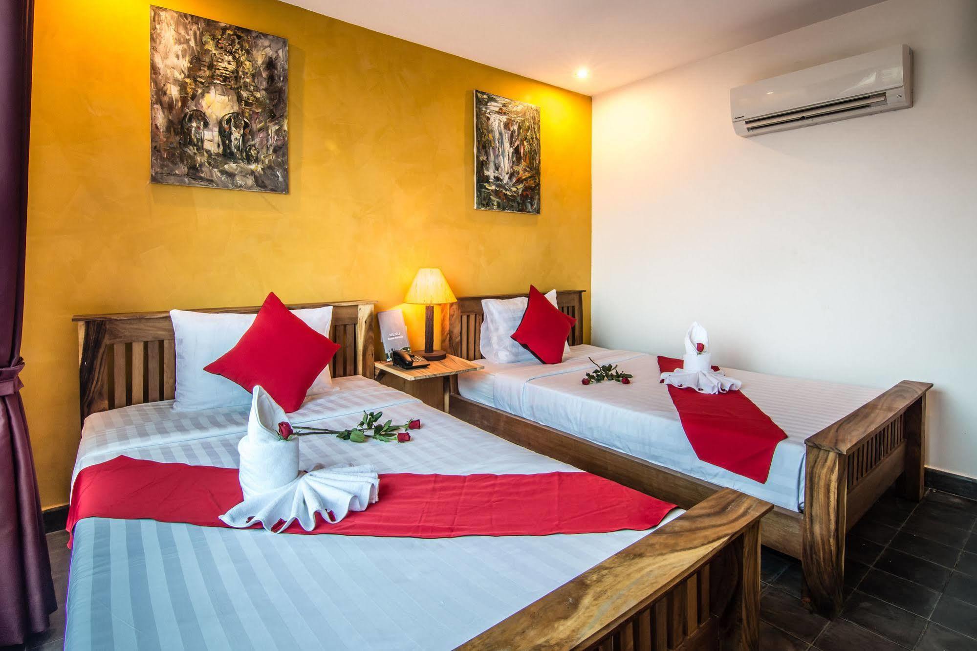 פנום פן Diamond Palace Resort & Sky Bar מראה חיצוני תמונה
